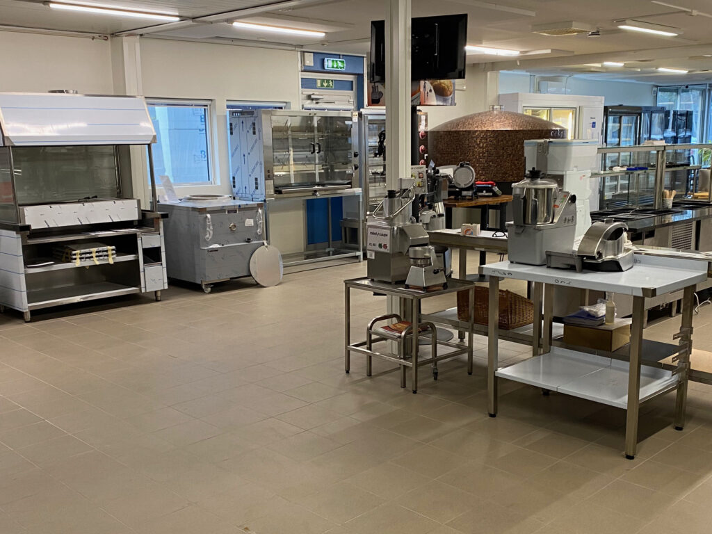 Professionell restaurang- och storköksutrustning i Burecas showroom