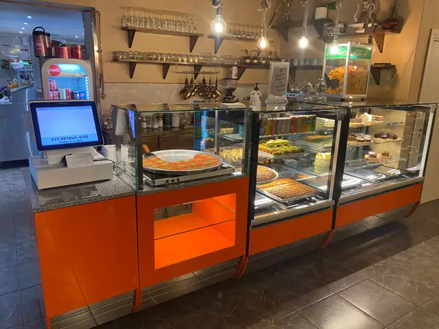 Ahwak Café – bild 1 av 2