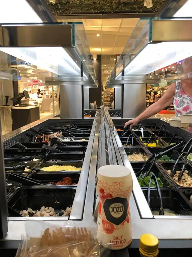 Green Brothers Salad Bar – bild 12 av 14